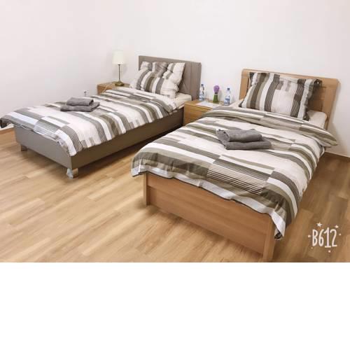 Newly renovated room for 2 people - just 15 minutes from the city center!