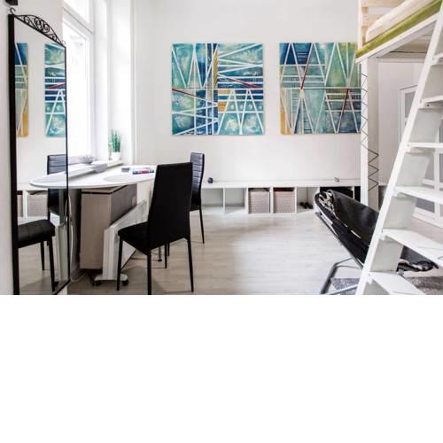 Newly renovated studio apartment
