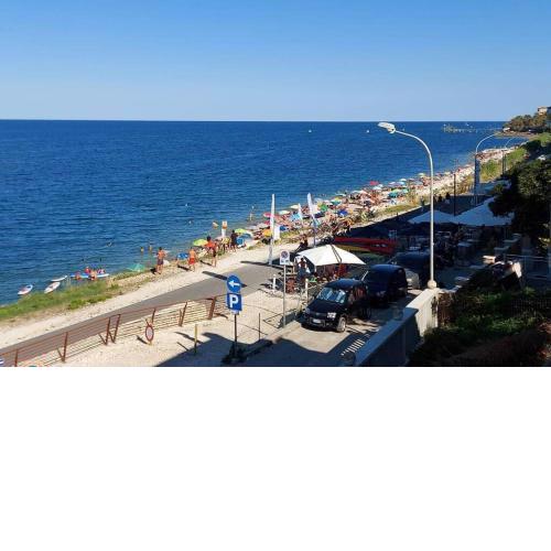 Newly Renovated Waterfront Villa on Adriatic Sea