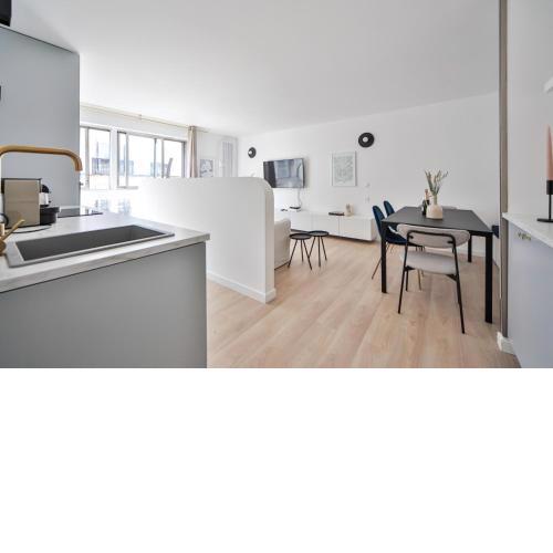 NEWs FLAT LUXURY IN HEART PARIS & PARKING