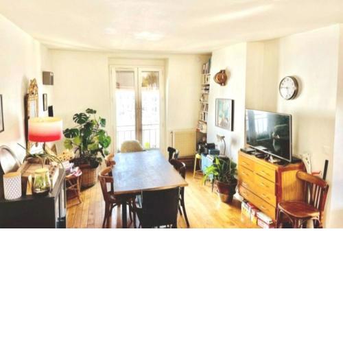 Nice and cozy flat in Montmartre !