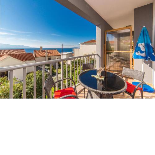 Nice apartment in Brist with 1 Bedrooms