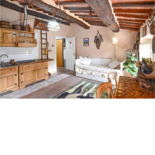 Nice Apartment In Camaiore With