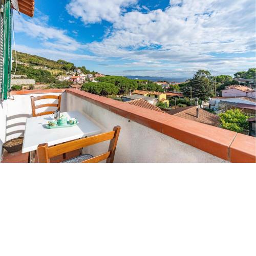 Nice apartment in Cavo with 1 Bedrooms
