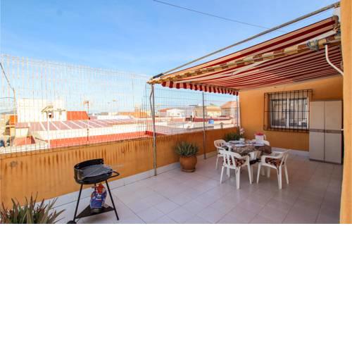 Nice apartment in Los Nietos w/ WiFi and 2 Bedrooms