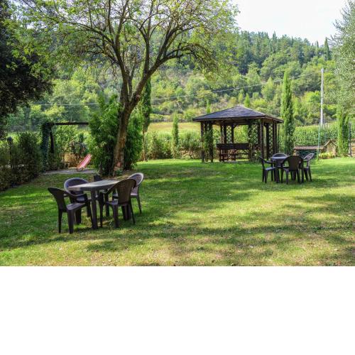 Nice apartment in Monte sta Maria Tiberina with pool