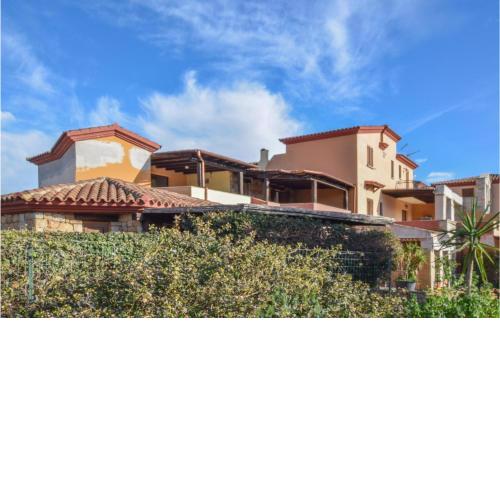 Nice apartment in Porto San Paolo with 2 Bedrooms