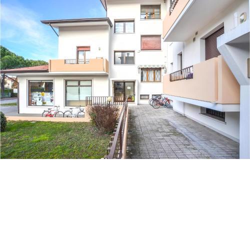Nice apartment in San Donà di Piave with 2 Bedrooms