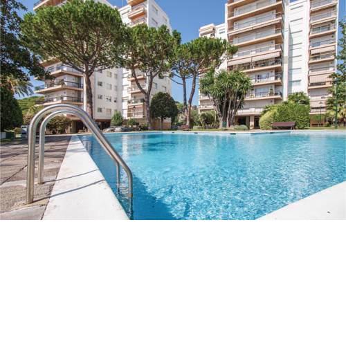 Nice apartment in Sant Pol de Mar w/ Outdoor swimming pool, WiFi and Outdoor swimming pool