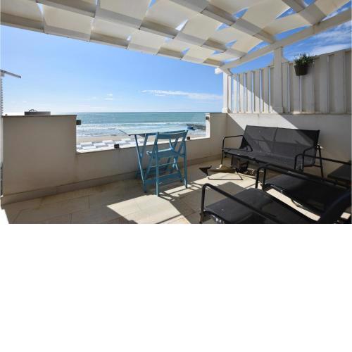 Nice Apartment In Scicli With Jacuzzi, Wifi And 2 Bedrooms