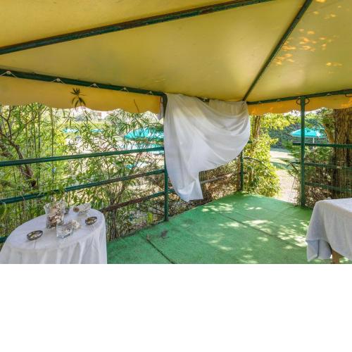 Nice apartment in Tuoro sul Trasimeno with pool