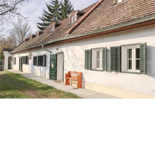 Nice apartment in Zsámbék w/ 2 Bedrooms