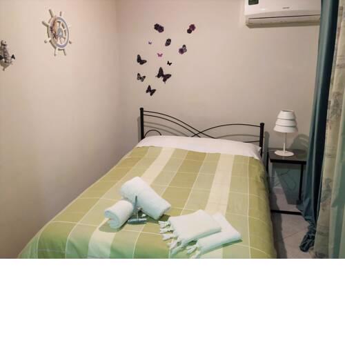 Nice Apartment near the Port & University (TEI)