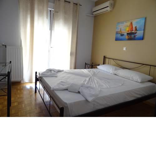 Nice flat near metro Syngrou Fix