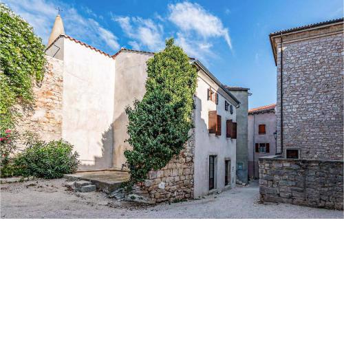 Nice home in Bale with WiFi and 2 Bedrooms