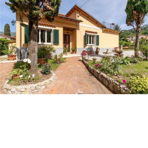 Nice home in Camaiore with 3 Bedrooms and WiFi