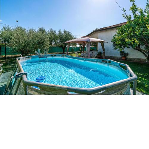 Nice home in Capezzano Pianore with WiFi and 3 Bedrooms
