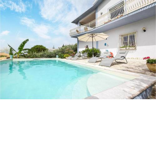 Nice home in Castellammare d, Golfo with 4 Bedrooms, WiFi and Private swimming pool