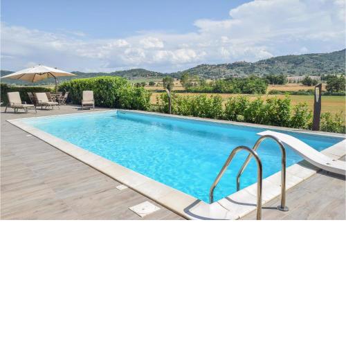 Nice Home In Castiglione Del Lago With Outdoor Swimming Pool, Wifi And 2 Bedrooms
