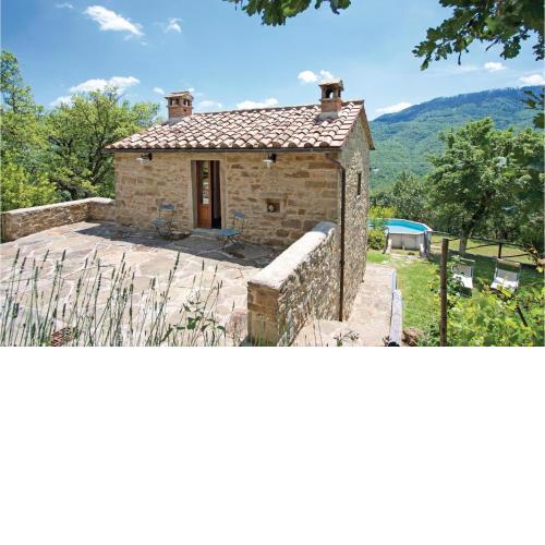 Nice home in Cortona AR with WiFi, Private swimming pool and Outdoor swimming pool