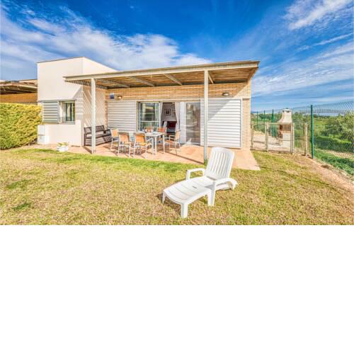 Nice home in L'Ampolla w/ Outdoor swimming pool, Outdoor swimming pool and 3 Bedrooms