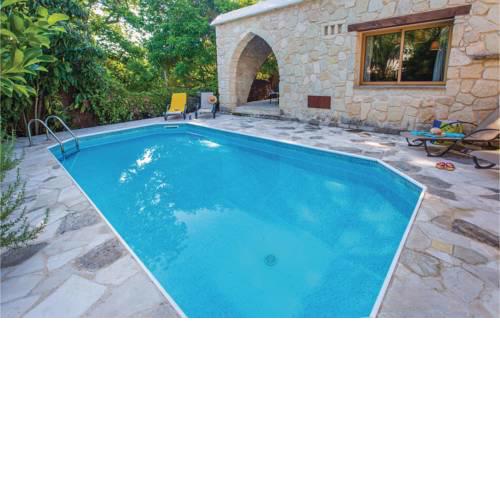 Nice home in Miliou-Paphos w/ WiFi and 3 Bedrooms