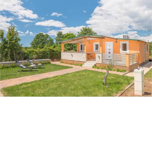 Nice home in Rovinj with WiFi and 2 Bedrooms