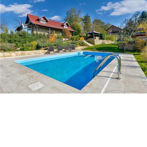 Nice home in Seketin w/ Outdoor swimming pool and 2 Bedrooms