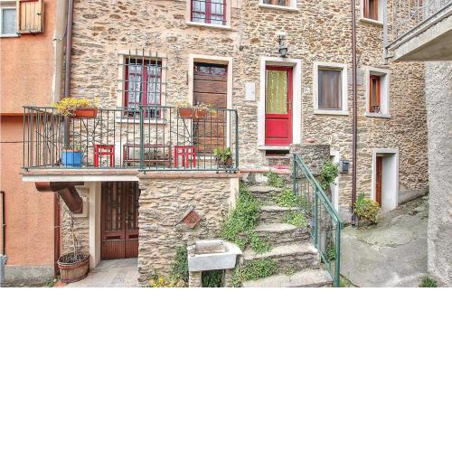 Nice Home In Terrinca With 1 Bedrooms