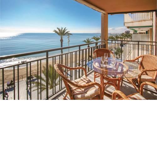 Nice home in Torrevieja w/ 3 Bedrooms