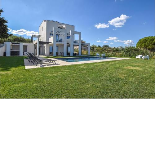 Nice home in Trappeto with 5 Bedrooms, Sauna and WiFi