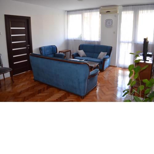 Nice place - Newtown Apartment
