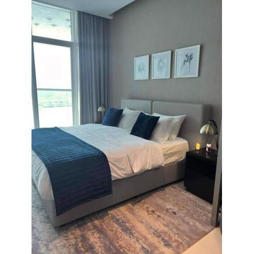 Nice studio with panoramic view of the Canal!