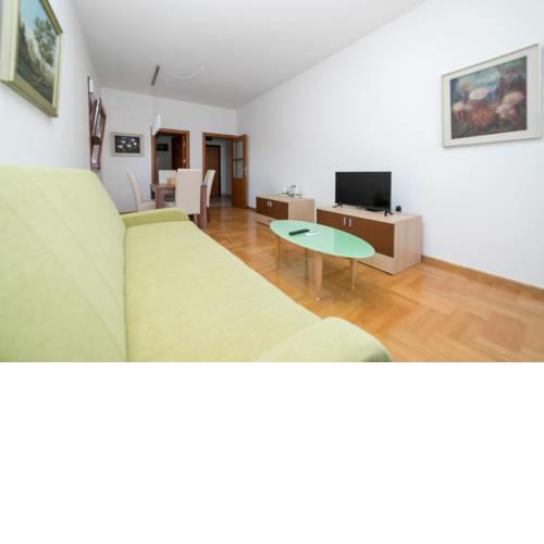 Nicolas Apartment