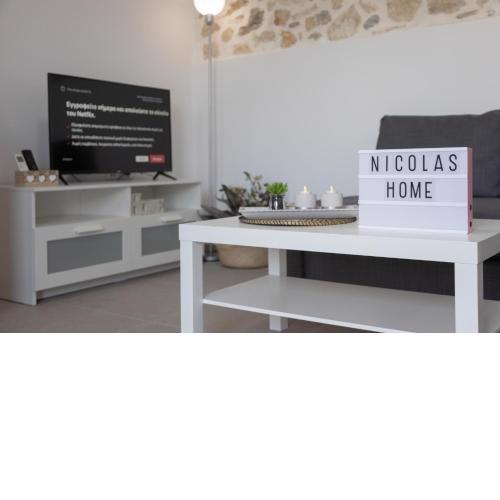 Nicolas Home