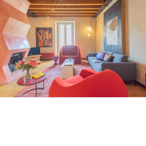 Night at the Museum Apartment by Rent All Como