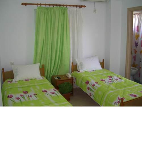 Niki Rooms