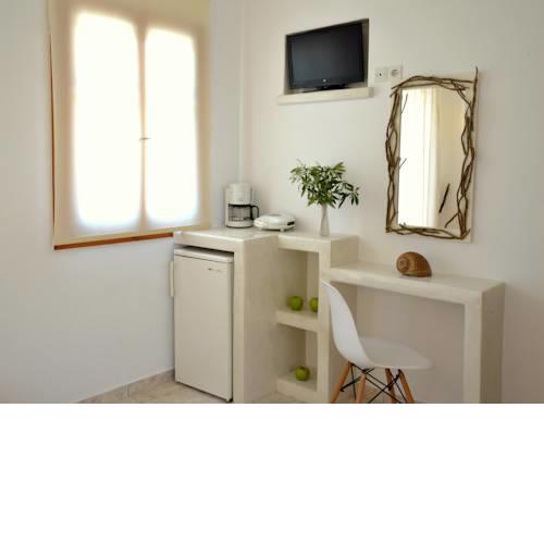 Niki Rooms