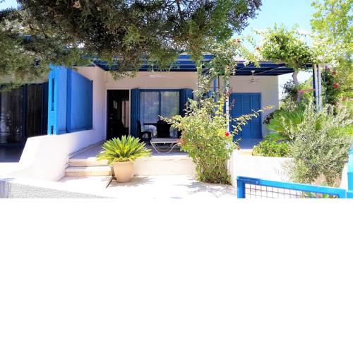Niki's Beach House