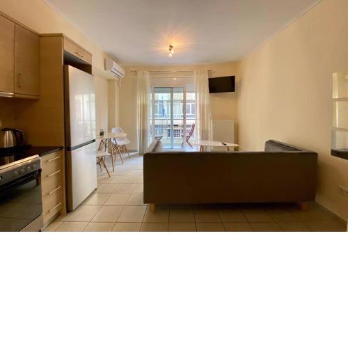 Nikitas' Apartment By The Tube