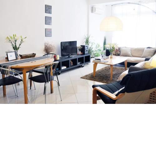 Nikolas Apartment at city Heart