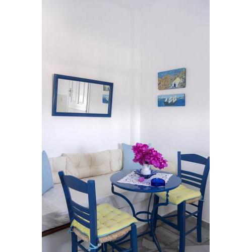 Nikoleta Kolympithres Paros