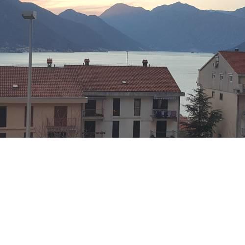 Nikolina Apartments