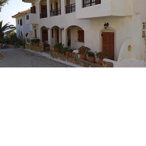 Niko's Apartments A6