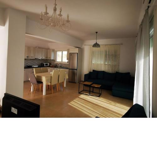 Nikos house