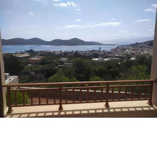 Nikos Traditional Villa