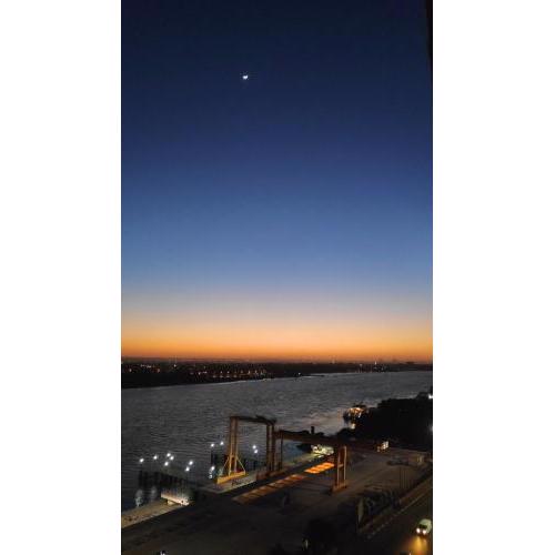 Nile Pyramidal View Apartment