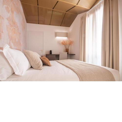 Ninfea Luxury Suites - R&R