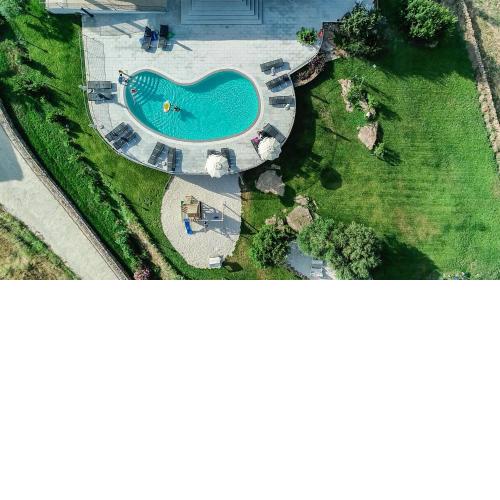 Nioleo Appartamenti con piscina
