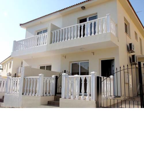 Nissi beach holiday house